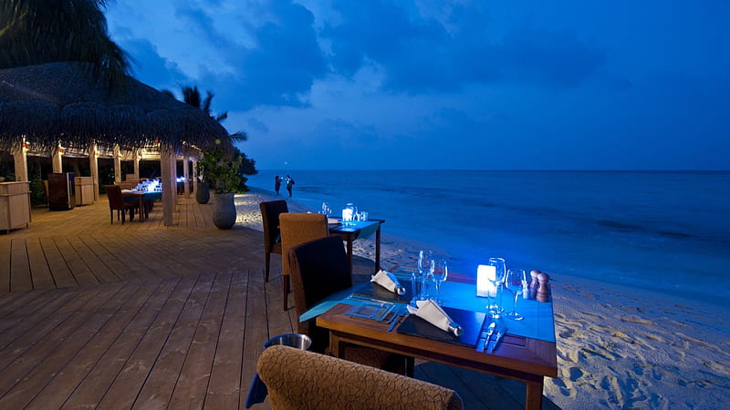 restaurant on the beach, beach, tables, restaurant, evening, sea, HD wallpaper