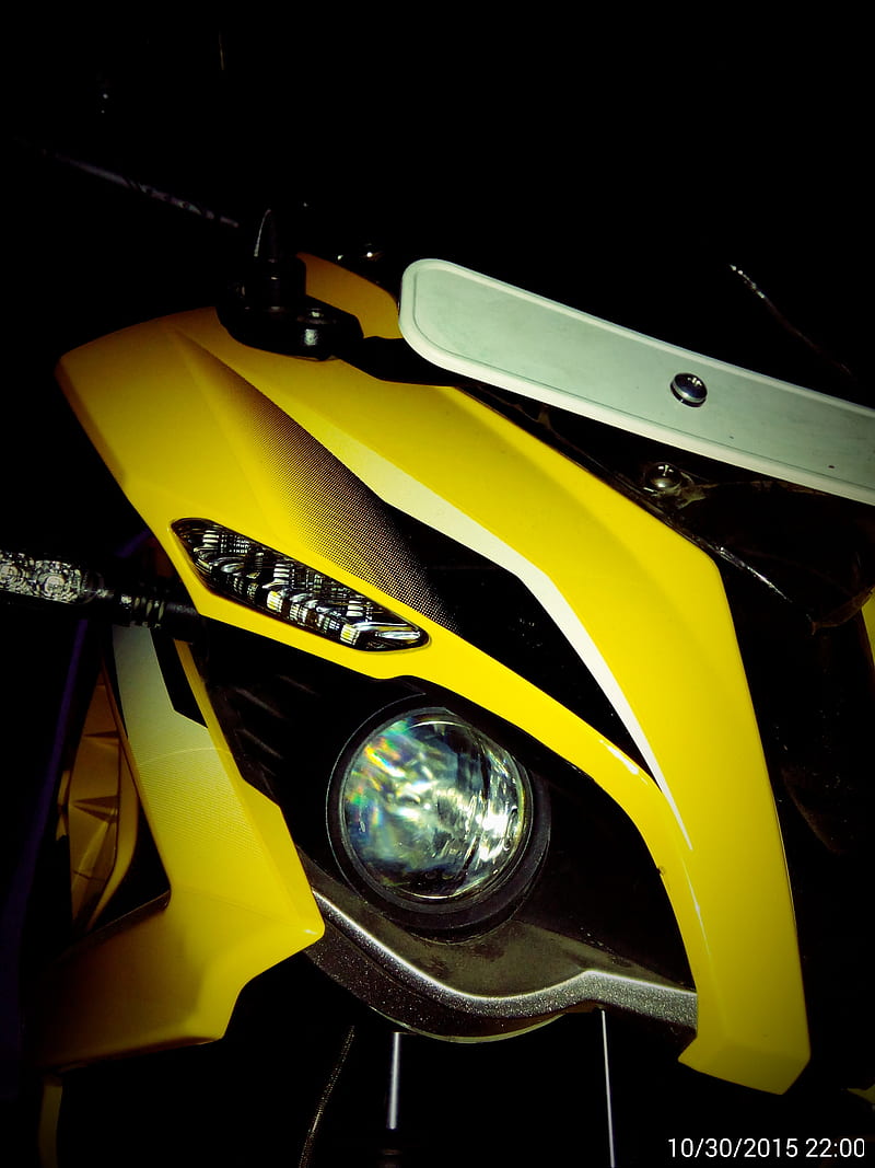 Bajaj Pulsar RS 200, fairing, motorcycle, pulsar rs 200, rs 200, esports, sports bike, yellow, yellow bike, HD phone wallpaper