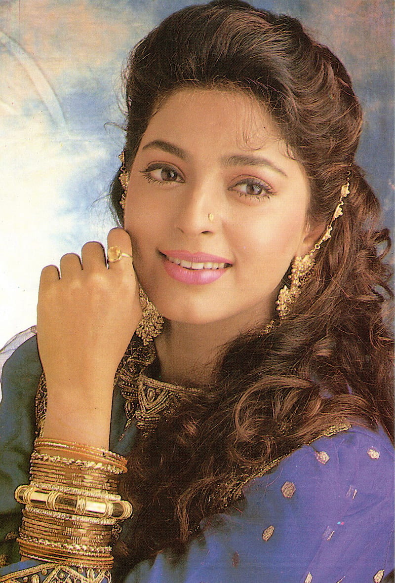 Juhi Chawla, facial expression, Bollywood actress, HD phone wallpaper |  Peakpx