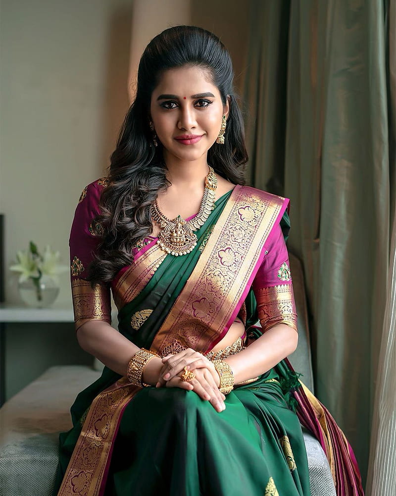 Nabha natesh, sari, joint, HD phone wallpaper