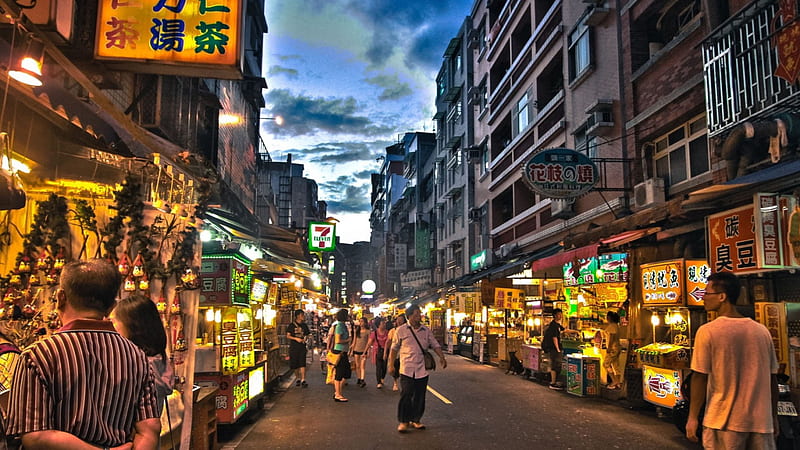oriental market street at dusk, city, people, dusk, street, lights, stores, market, HD wallpaper