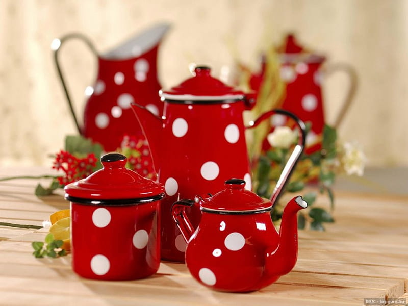 PRETTY RED THINGS, nostalgia, red, still life, enamel, polka dots, coffee time, kitchens, teatime, HD wallpaper