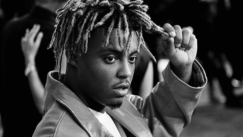 Black And White Of Juice Wrld Holding Hair With Hand Wearing Coat Suit Juice Wrld, HD wallpaper