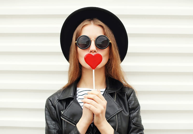 :), red, candy, lollipop, model, black, valentine, woman, kiss, sweet, hat, sunglasses, girl, heart, hand, HD wallpaper