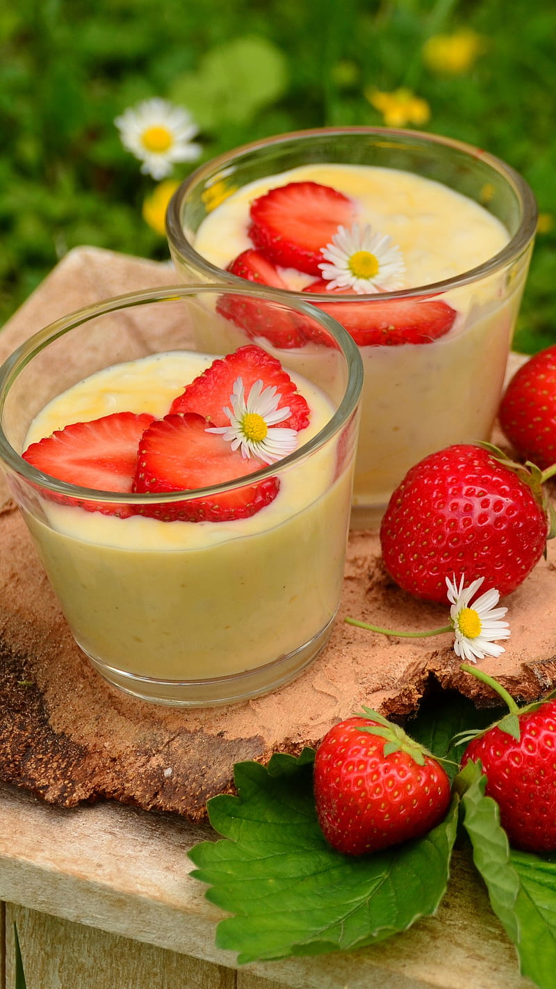 Strawberries Yogurt , flowers, berries, food, cool, drink, strawberries yogurt, HD phone wallpaper