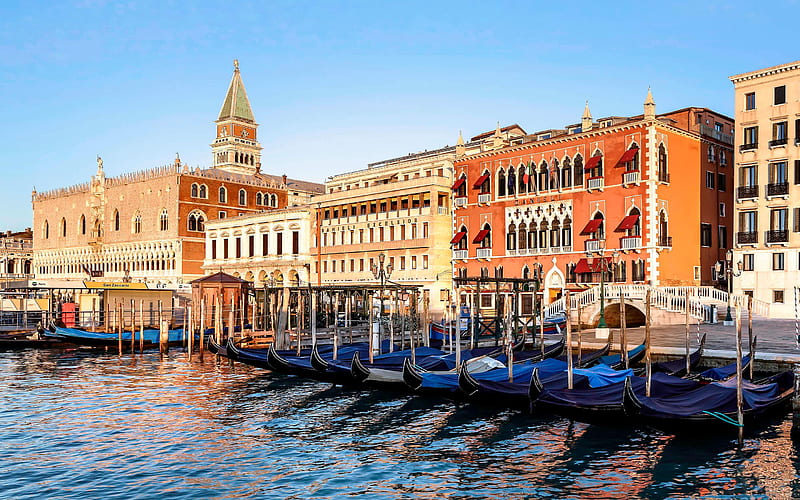 Venice, evening, boats, sunset, Italian city, Venice cityscape, Italy, HD wallpaper