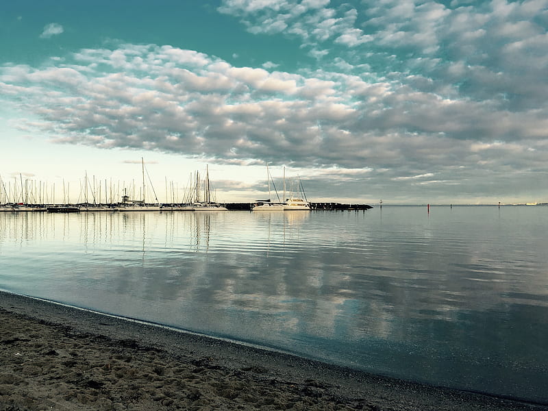 Still Morning Melbourne, Sand, SKy, beach, Sea, Water, Yachts, Clouds, Melbourne, Australia, HD wallpaper