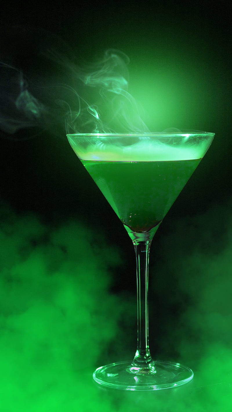 Green Potion, Green, Kiss, drink, elixir, glass, halloween, martini, potion, smoke, spooky, HD phone wallpaper