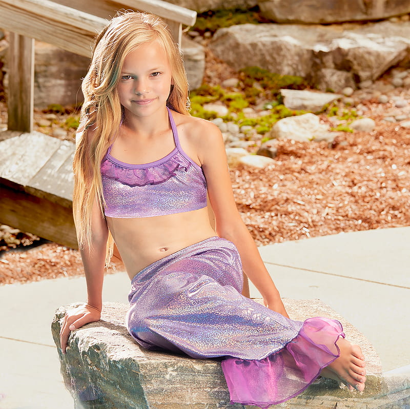 Little girl, graphy, people, beauty, child, face, pink, bonny, Belle, lovely, comely, pure, blonde, mermaid, smile, fun, baby, sit, cute, girl, feet, summer, garden, barefoot, childhood, white, pretty, adorable, sweet, sightly, nice, Hair, little, Nexus, bonito, dainty, kid, fair, princess, HD wallpaper