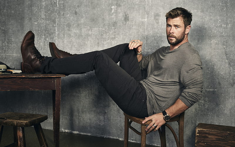 Chris Hemsworth, guys, Hollywood, australian actor, hoot, celebrity, HD wallpaper