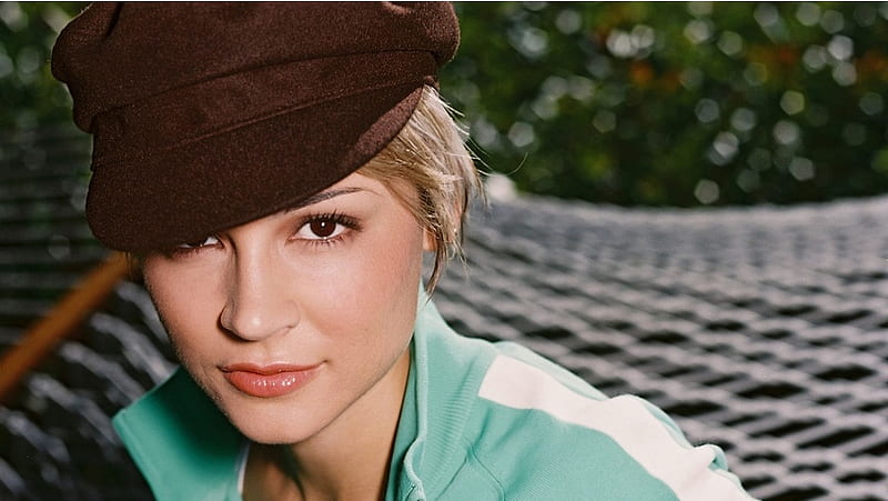 Hot samaire armstrong Samaire Armstrong