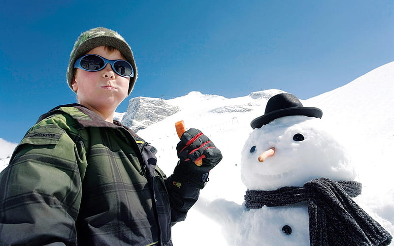 Eating Snowmans Carrot Nose - Alpine Winter Vacation, HD wallpaper