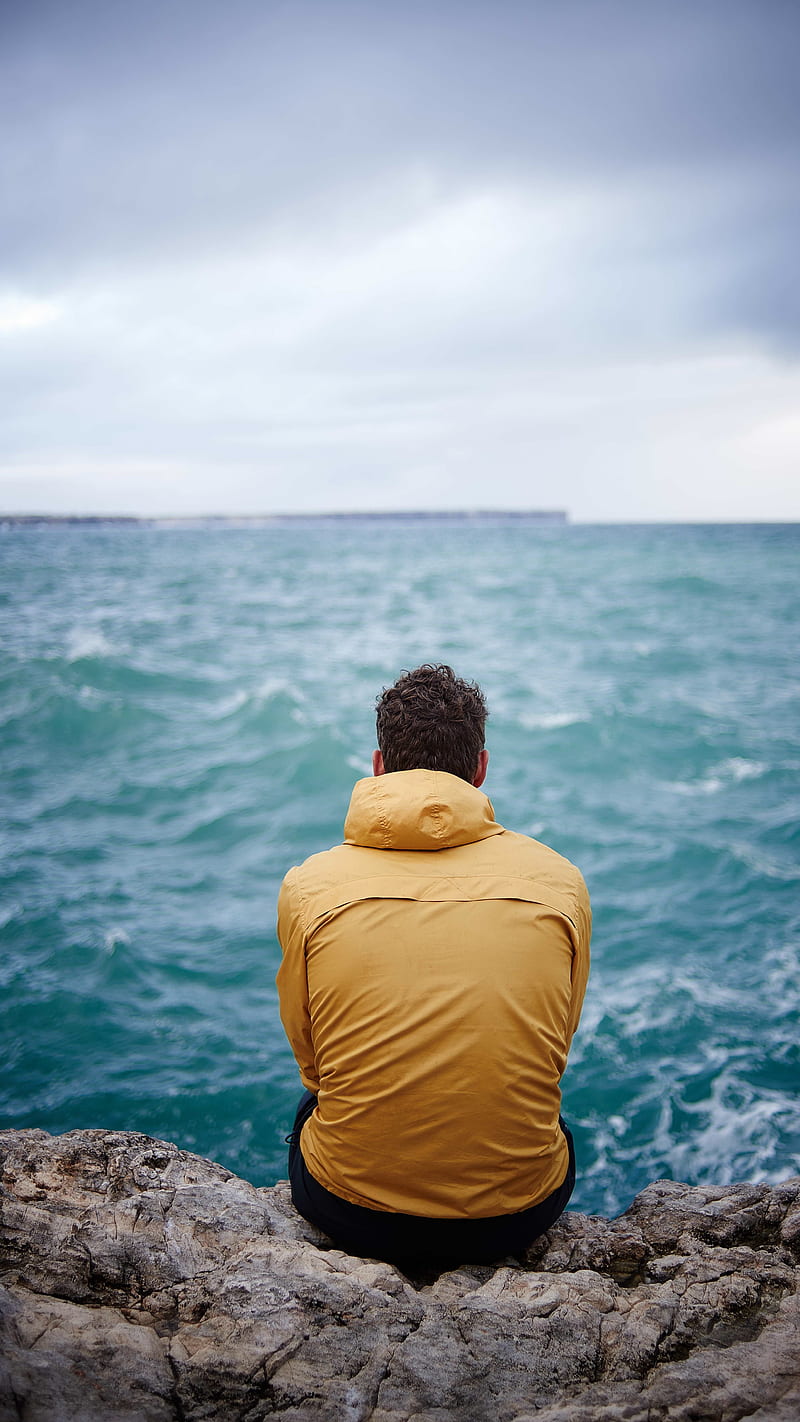 Man watching the sea , nature, water, silence, alone, HD phone wallpaper