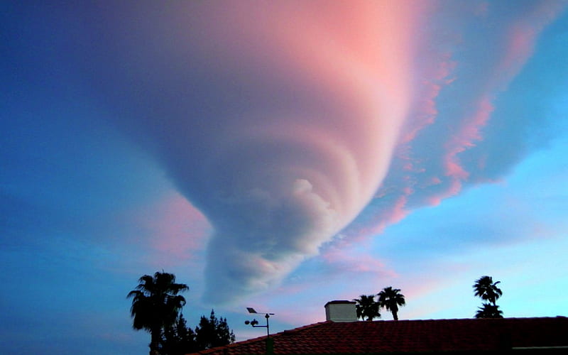 Fat Lenticular-funnel Palm Spring CA, Cloud, Fat, Ca, Trees, Palm Spring, House, HD wallpaper