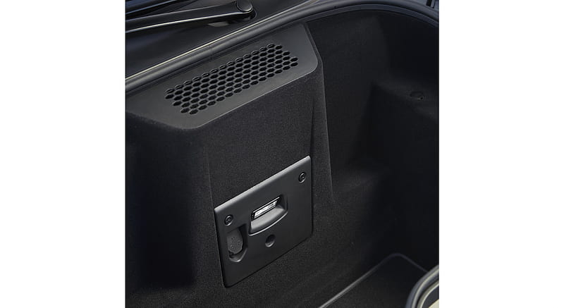 2017 McLaren 570GT - Luggage Compartment , car, HD wallpaper