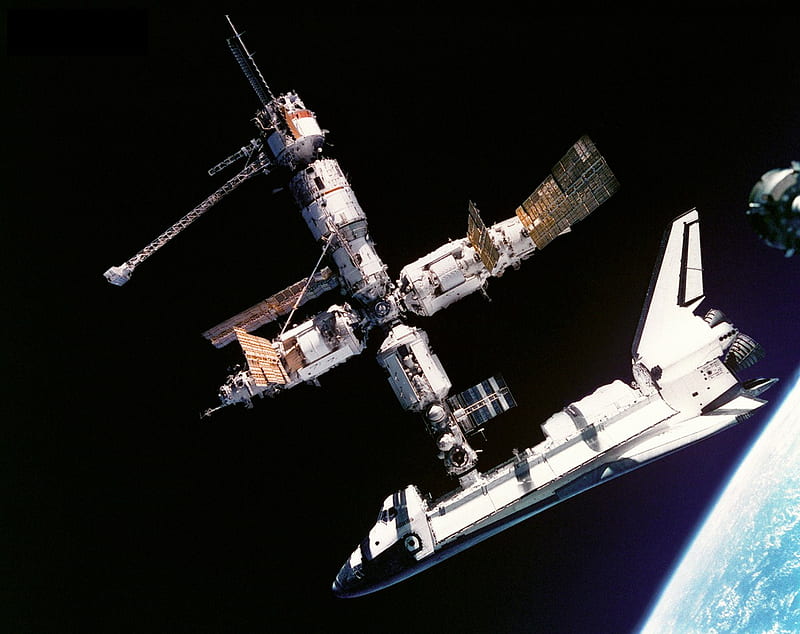 Atlantis Docked To Mir, stars, space station, sapce, HD wallpaper