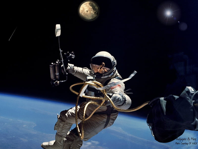Walking In Space 1600x1200, Astronauts, Spacewalk, Orbit, Space, NASA, HD wallpaper