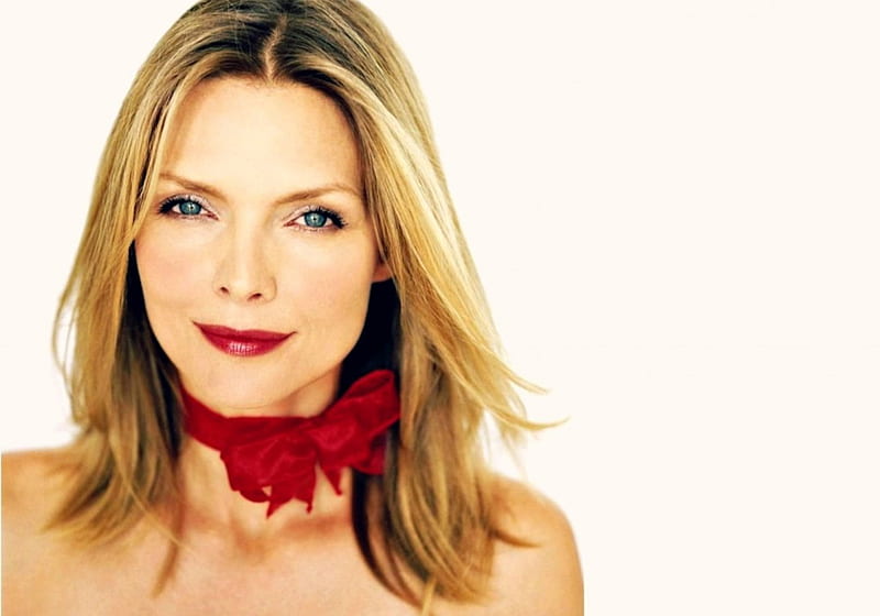 Michelle Pfeiffer HD-wallpaper-michelle-pfeiffer-red-girl-actress-blonde-face-white-woman