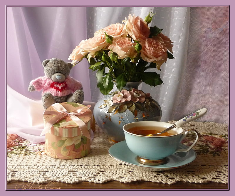 still life, little, teddy, lace, bear, vase, box, bonito, tea, graphy, nice, gentle, flowers, drink, harmony toy, gift, roses, cute, cool, bouquet, cup, flower, HD wallpaper