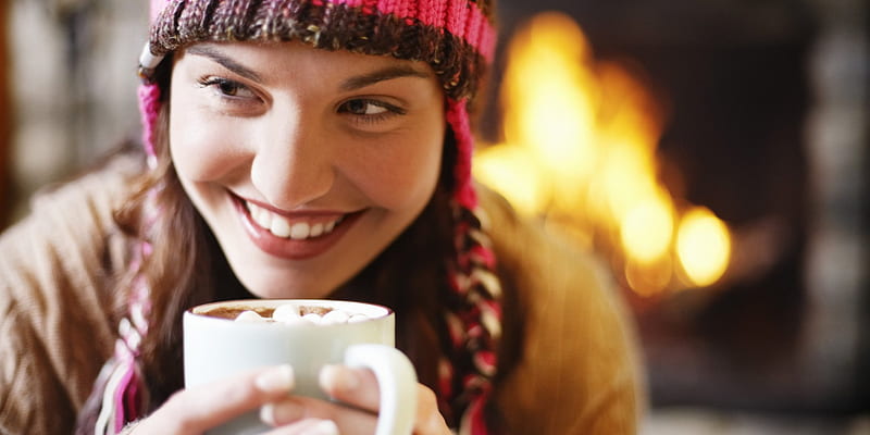 Cozy Smile, warm, cozy, coffee, girl, smiling, happy, fire place, HD wallpaper