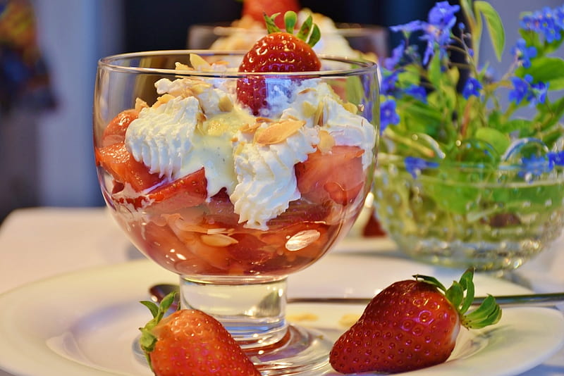 Strawberry Ice-cream, Dessert, Strawberries, Ice-cream, Food, Delicious, Sweet, HD wallpaper