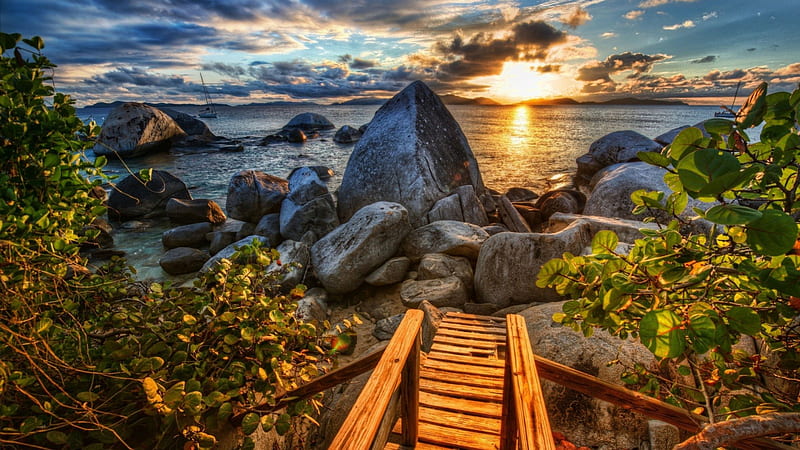 wooden ramps to a gorgeous rocky shore r, rocks, shore, beat, r, sunset, ramp, clouds, sea, HD wallpaper