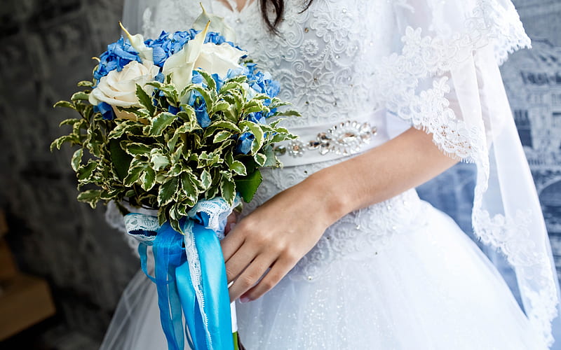 Wedding bouquet, bride, hydrangea, wedding, beautiful bouquet, white wedding dress, HD wallpaper