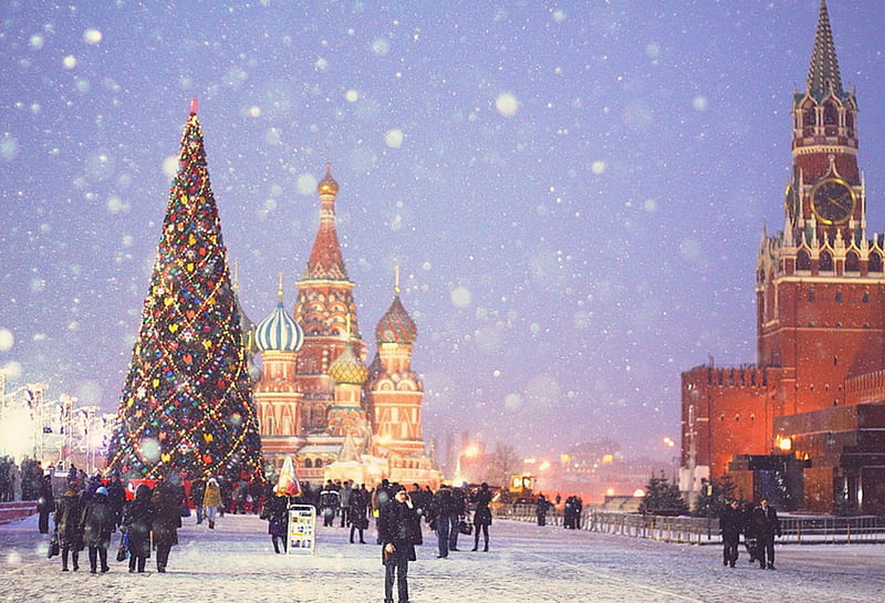 New Year - Moscow, pretty, holidays, glasses, bonito, magic, xmas, 2013, graphy, cheers, magic christmas, party, beauty, happy holidays, lovely, holiday, christmas, wine, new year, happy new year, glass, merry christmas, champagne, HD wallpaper