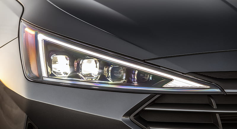 2019 Hyundai Elantra - Headlight, car, HD wallpaper | Peakpx