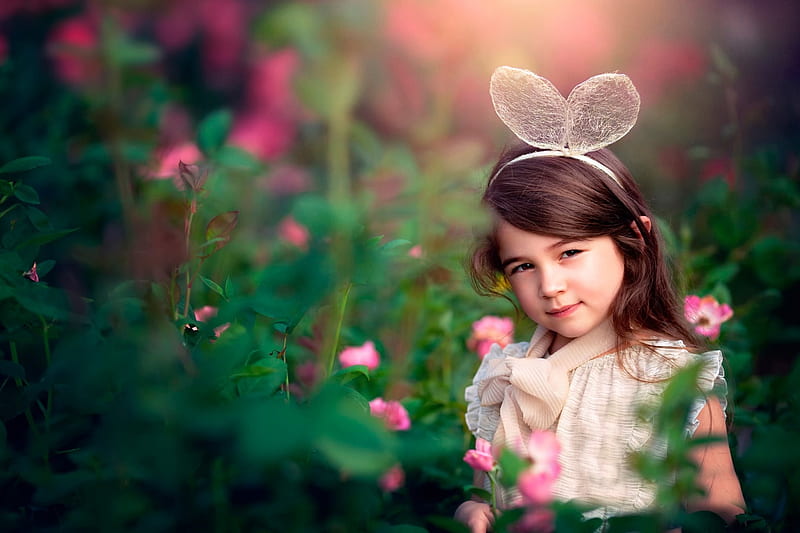Little girl, little, ears, girl, green, summer, flower, copil, garden, child, white, pink, HD wallpaper
