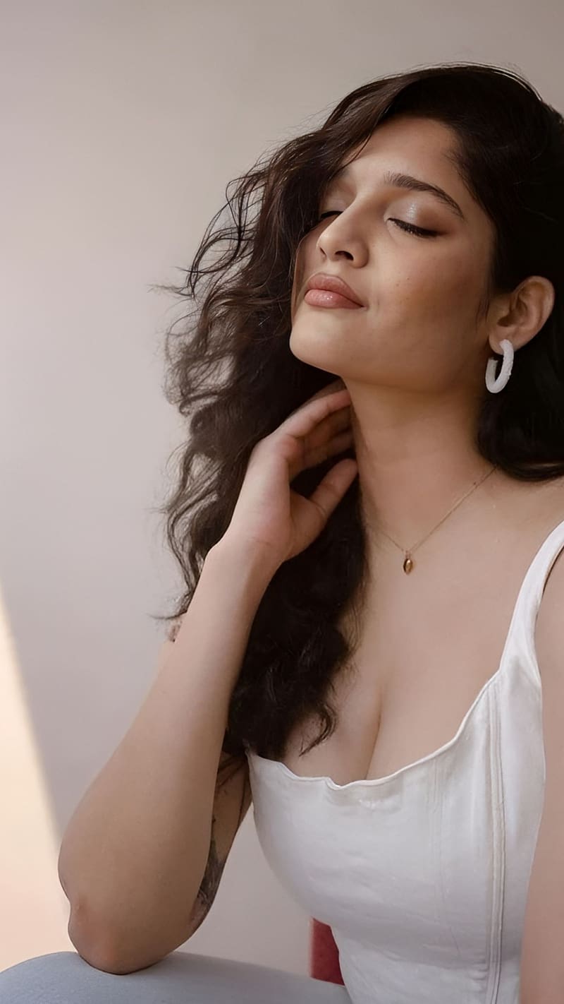 Rithika Singh, tamil_actress, rithika_singh, cleavage, HD phone wallpaper