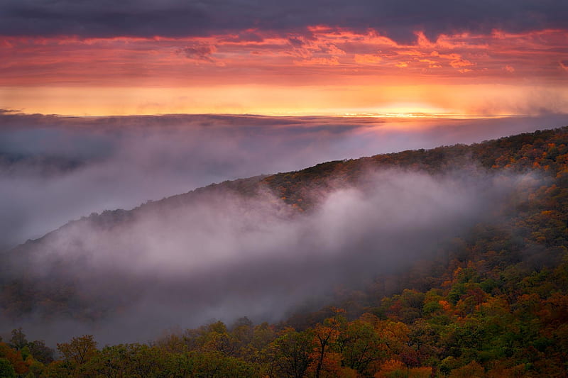 Fall taking hold in Shenandoah National Park, autumn, mountains, colors, sunset, clouds, fall colors, sky, mist, HD wallpaper
