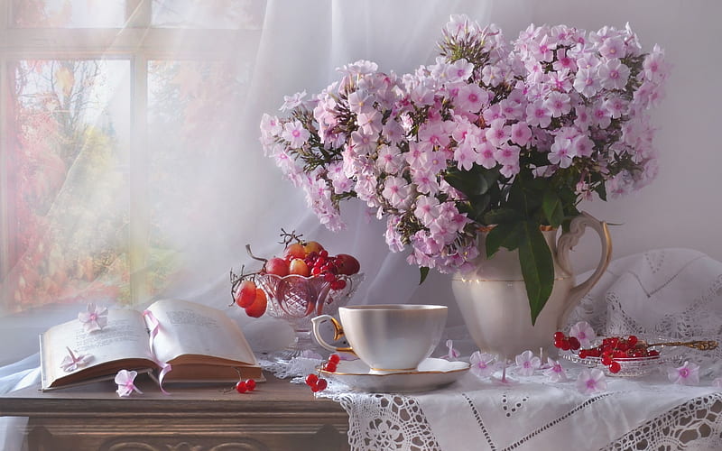 Phlox Still Life, still life, berries, phlox, cup, flowers, book, pink, HD wallpaper