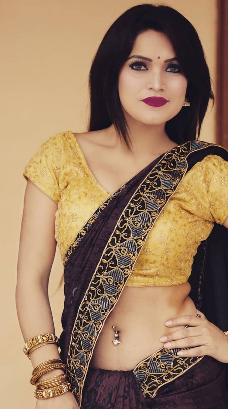 Seema Bharathi, model, saree lover, navel show, HD phone wallpaper | Peakpx