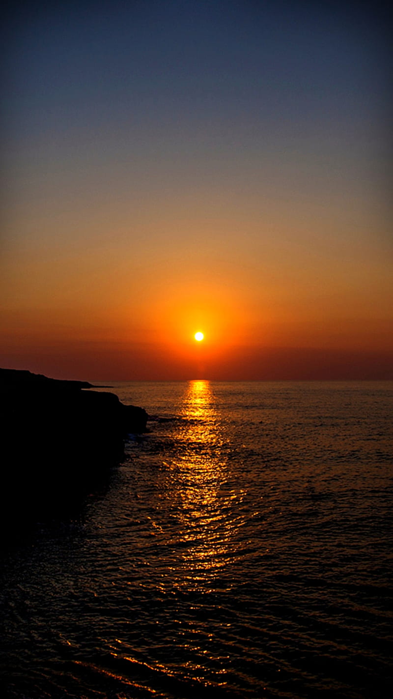 Breathtaking Sunset, beach, breathtaking, golden, majestic, sea, sunset, HD phone wallpaper