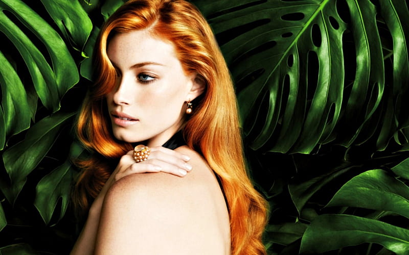 Alyssa Sutherland, green, actress, redhead, femeie, beauty, woman, leaf, HD wallpaper