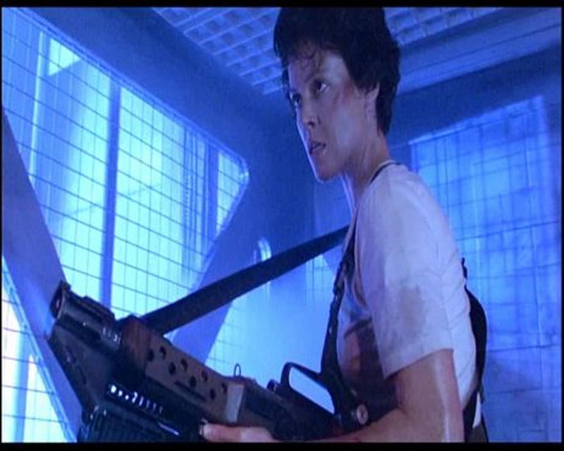 1920x1080px, 1080P free download | Alien, sigourney weavers, gun, woman ...