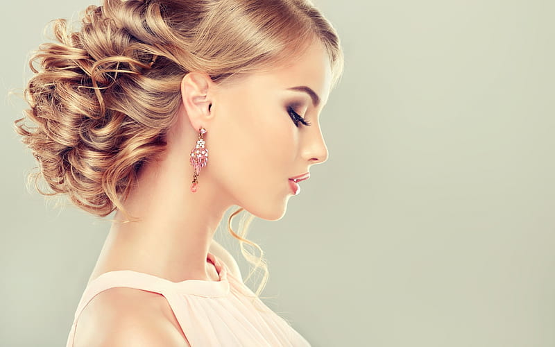 Beautiful girl, blonde, make-up for blondes, beautiful hairstyle, HD wallpaper