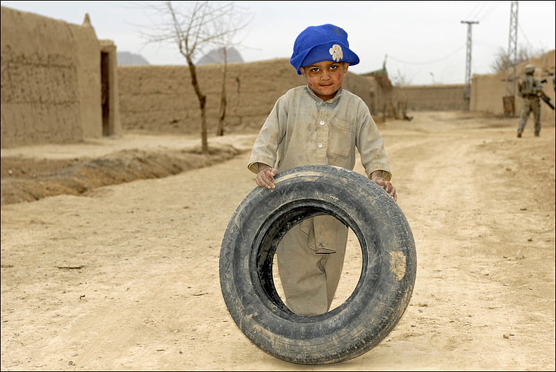 Afghanistan kid, kid, dead, army, america, afghanistan, play, hijad, HD wallpaper