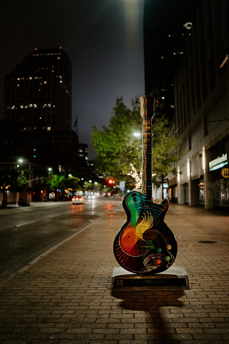 guitar, street, night, HD phone wallpaper