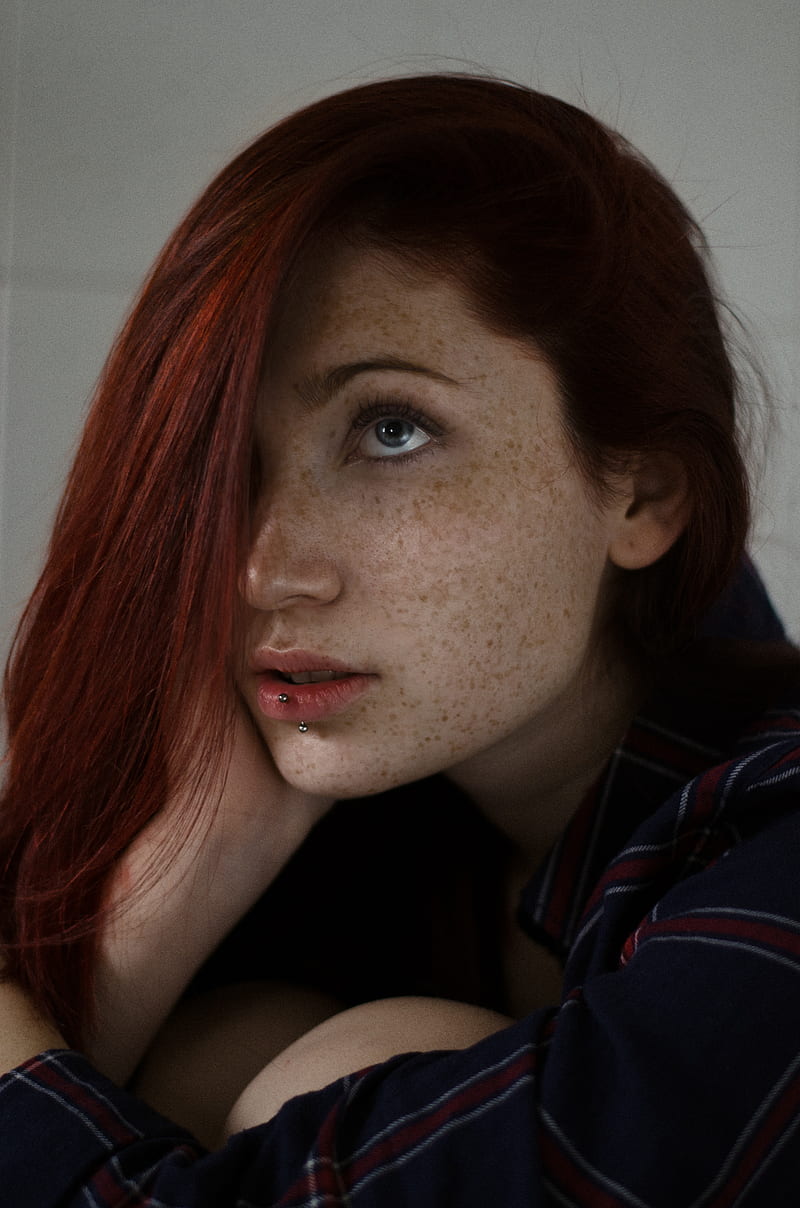 women indoors, women, face, redhead, freckles, HD phone wallpaper