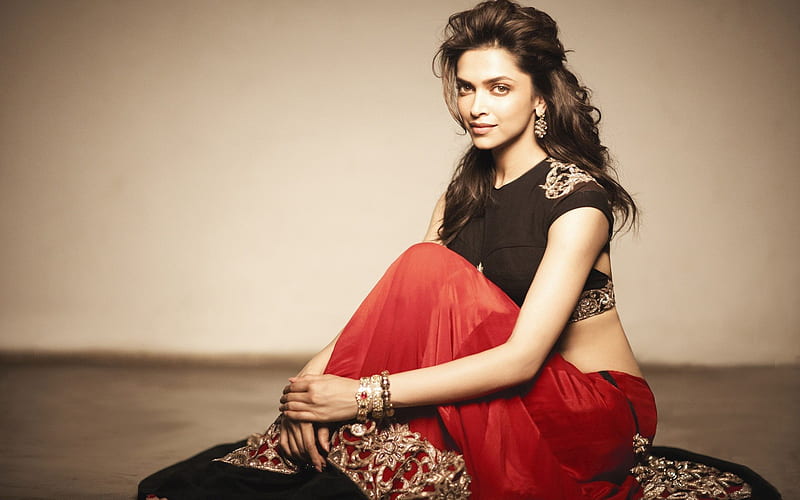 Deepika Padukone, indian actress, beauty, Bollywood, saree, HD wallpaper |  Peakpx