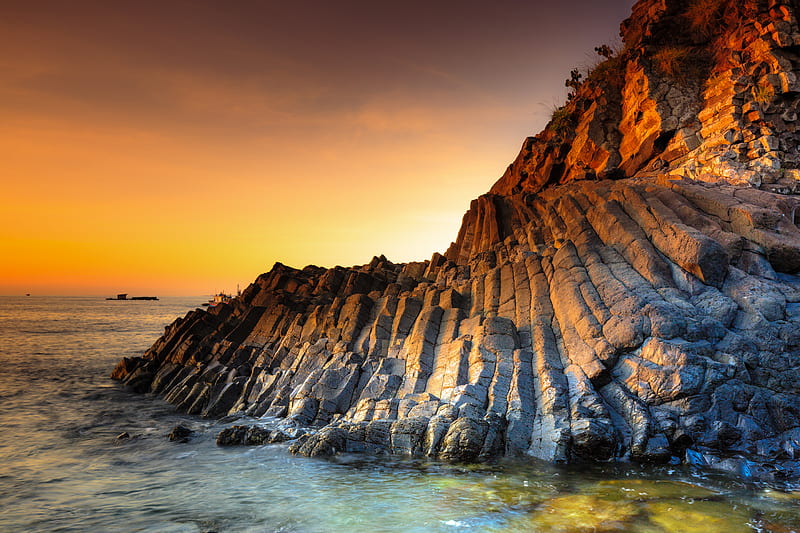 of Rock Formation On Ocean, HD wallpaper