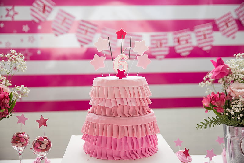 pink birtay cake on tabletop, HD wallpaper