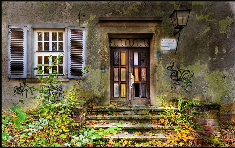 abandoned clinic in germany r, building, r, graffiti, abandoned, door, HD wallpaper