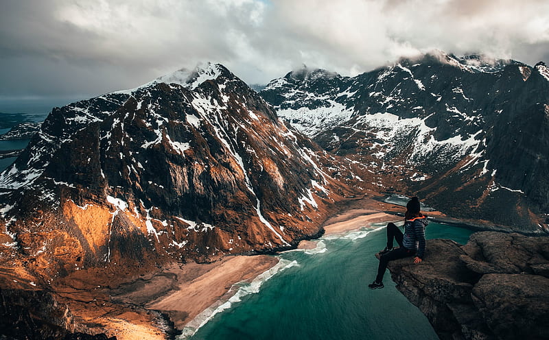 Travel to Norway s Lofoten Islands Ultra, Europe, Norway, View, Travel, Girl, bonito, Landscape, Woman, Mountains, Female, Climbing, Hike, Wilderness, Panoramic, Dangerous, selfie, visit, lofoten, NatureAttractions, HD wallpaper