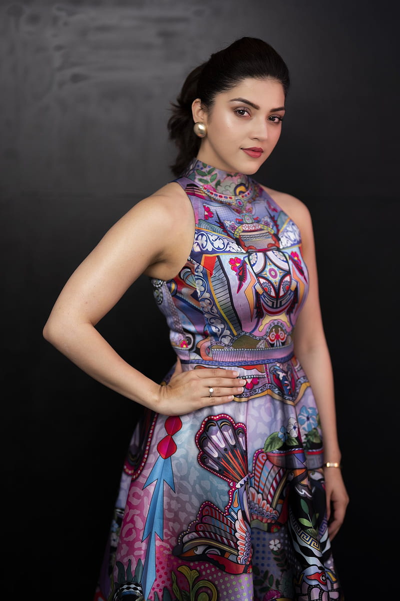 Mehreen pirzada, south indian actress, tamil girl, HD phone wallpaper