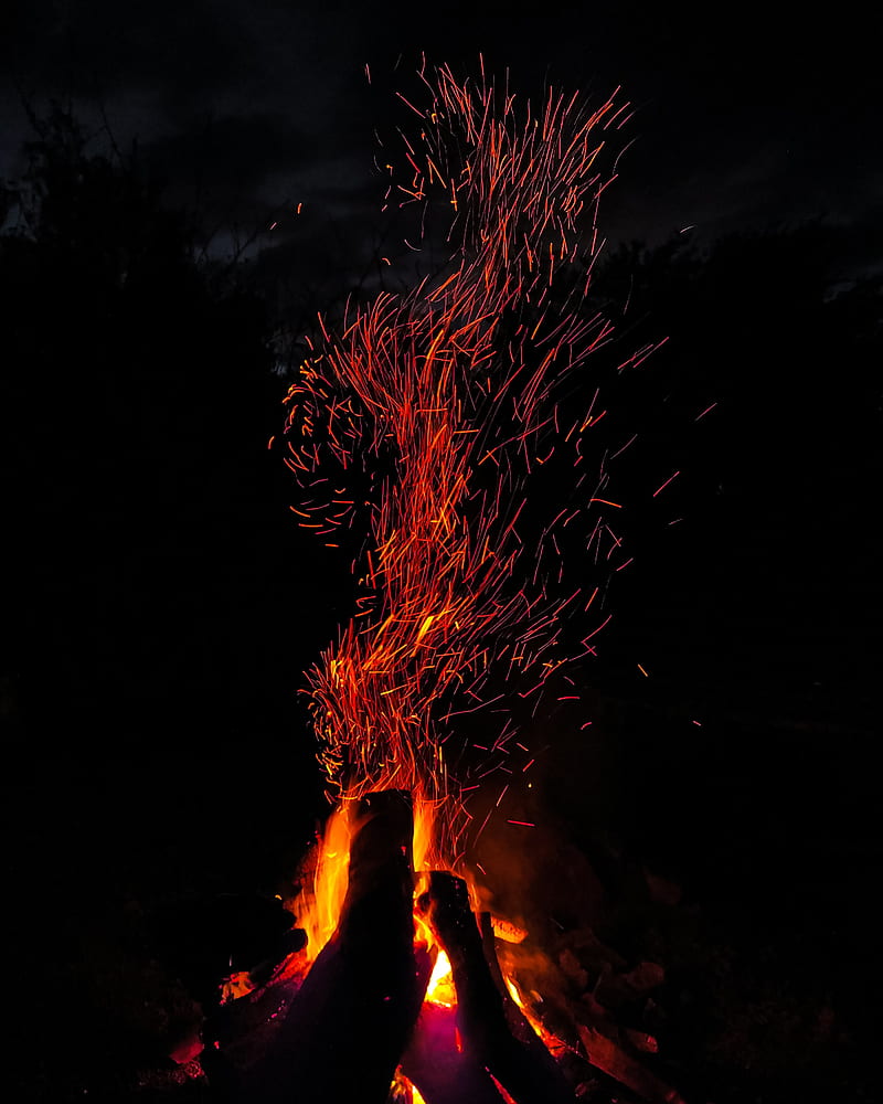 bonfire, sparks, firewood, dark, HD phone wallpaper