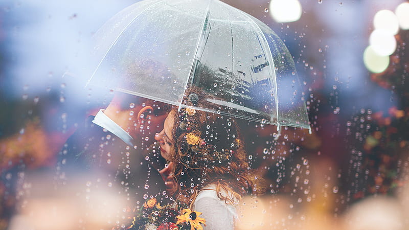 Couple With Flowers Under Umbrella Rainy Season Couple, HD wallpaper