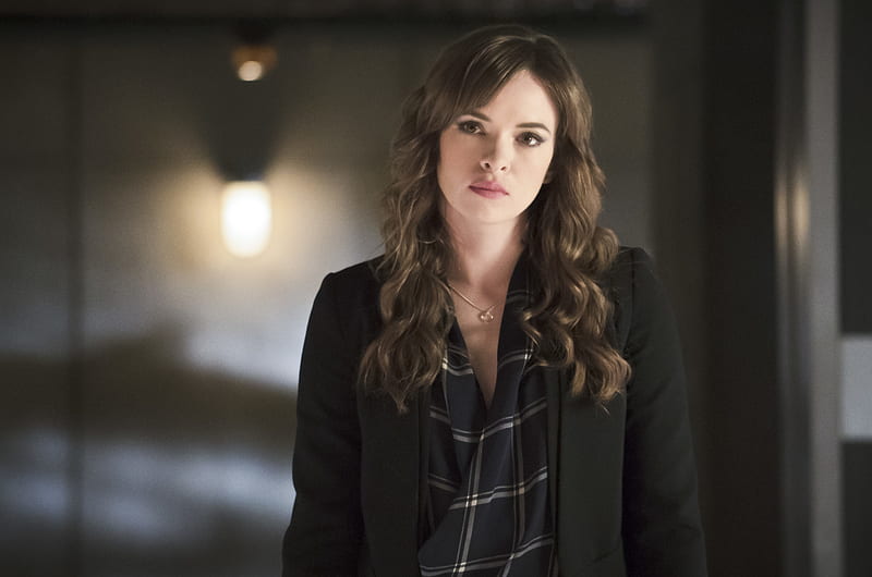 Danielle Panabaker As Caitlin In Flash, danielle-panabaker, the-flash, tv-shows, HD wallpaper